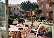 FeWo FKK Anlage OASIS, Blick durch die Terrassent�r