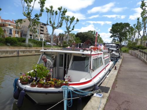 Hausboot am Canal de la Robine