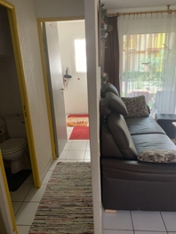 FeWo FKK Anlage OASIS, Blick durch den Flur, WC seperat